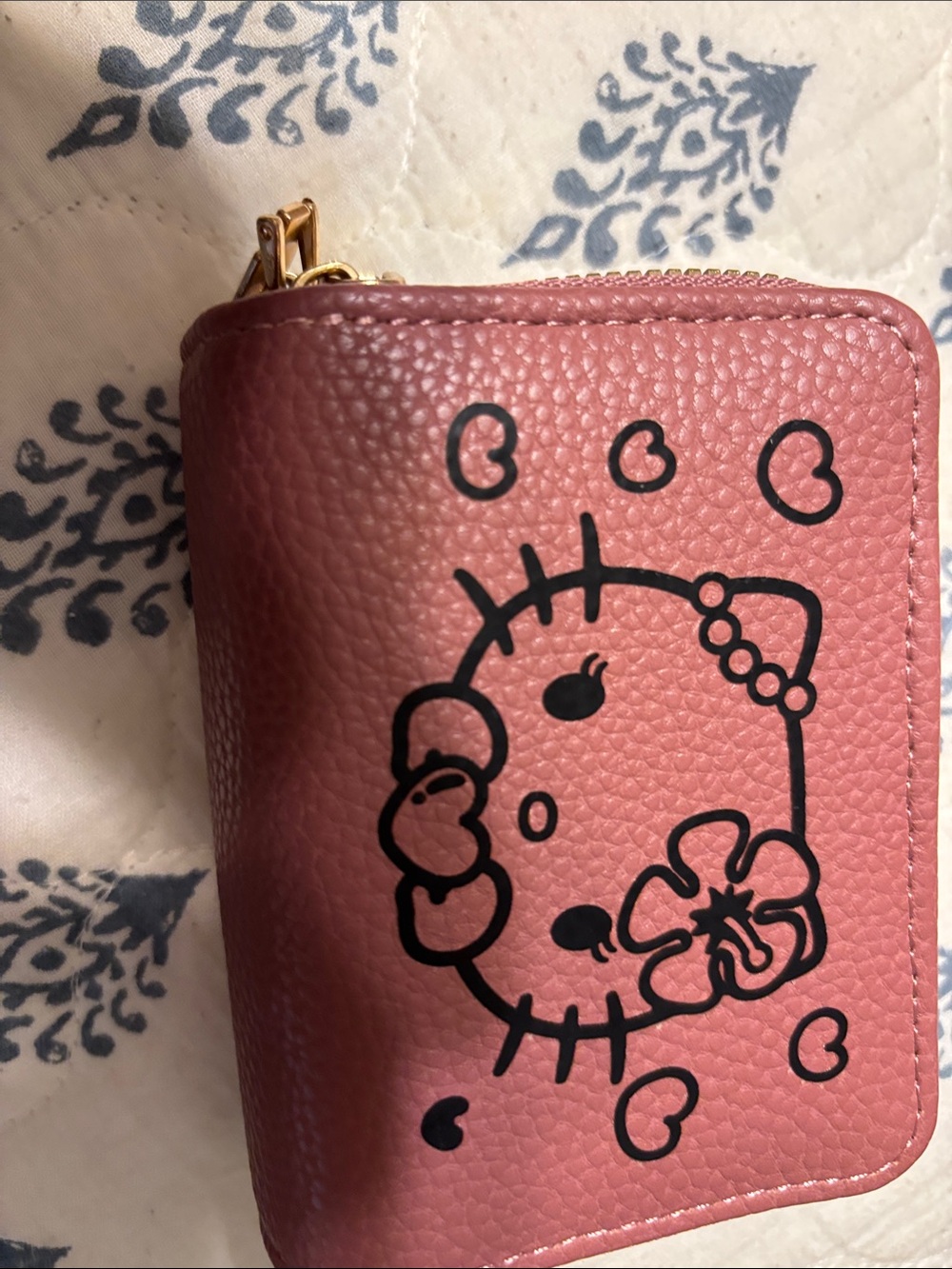 Hello Kitty Pink Pebbled Zip Coin Purse